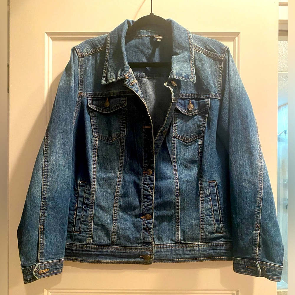 Relativity 2X Women’s Jean Jacket